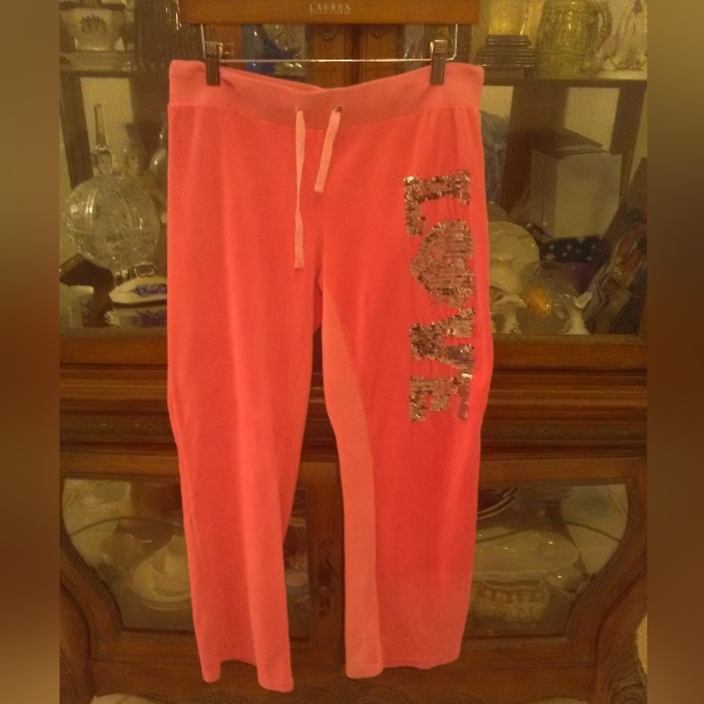 VINTAGE VELOUR LIGHT  PINKISH RUNWAY GIRL PANTS W/ LOVE IN SEQUENCE SZ. LG CUTE